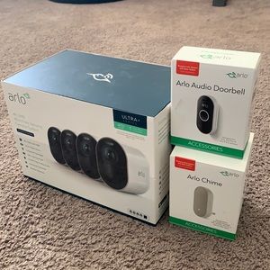 ARLO HOUSE SECURITY BUNDLE, 4 Items